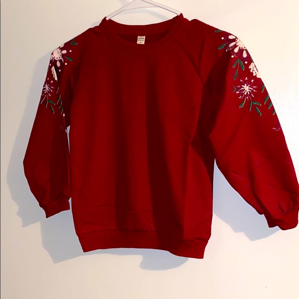 Embroidery-Look Sweatshirt- Faith&Marie Boutique